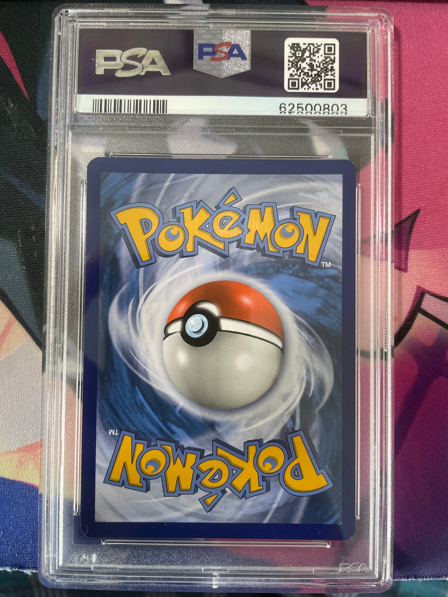 2019 Pokemon SM Team Up 19/181 Moltres Holo Prerelease PSA 10